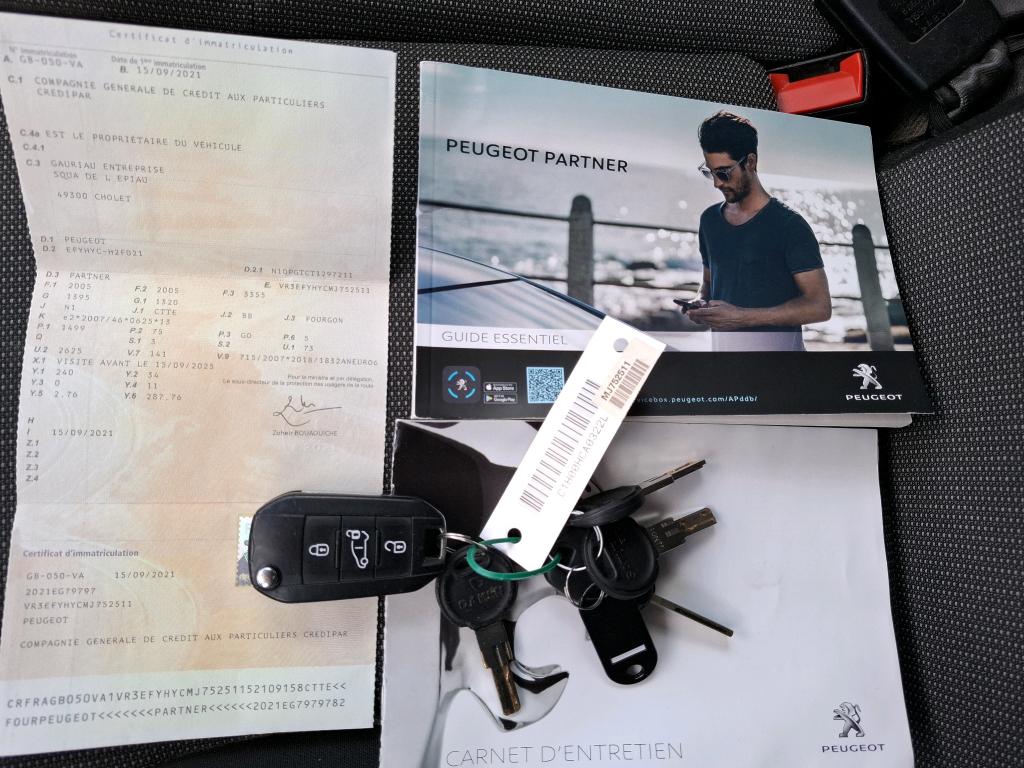 Peugeot PARTNER FOURGON STANDARD 650 KG BLUEHDI 100 S&S BVM5 ASPHALT 2021