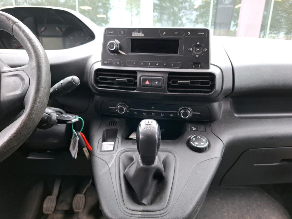 Peugeot PARTNER FOURGON STANDARD 650 KG BLUEHDI 100 S&S BVM5 PREMIUM 2019