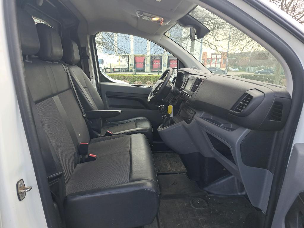 Peugeot EXPERT FGN TOLE STANDARD 2.0  BLUEHDI 120 S&S BVM6 PREMIUM 2021