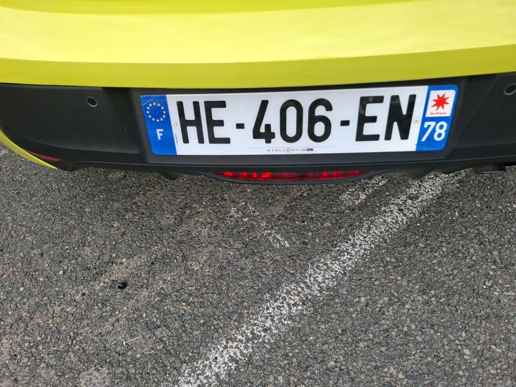 Peugeot 208 Hybrid 110 ch e-DCS6 Style 2025