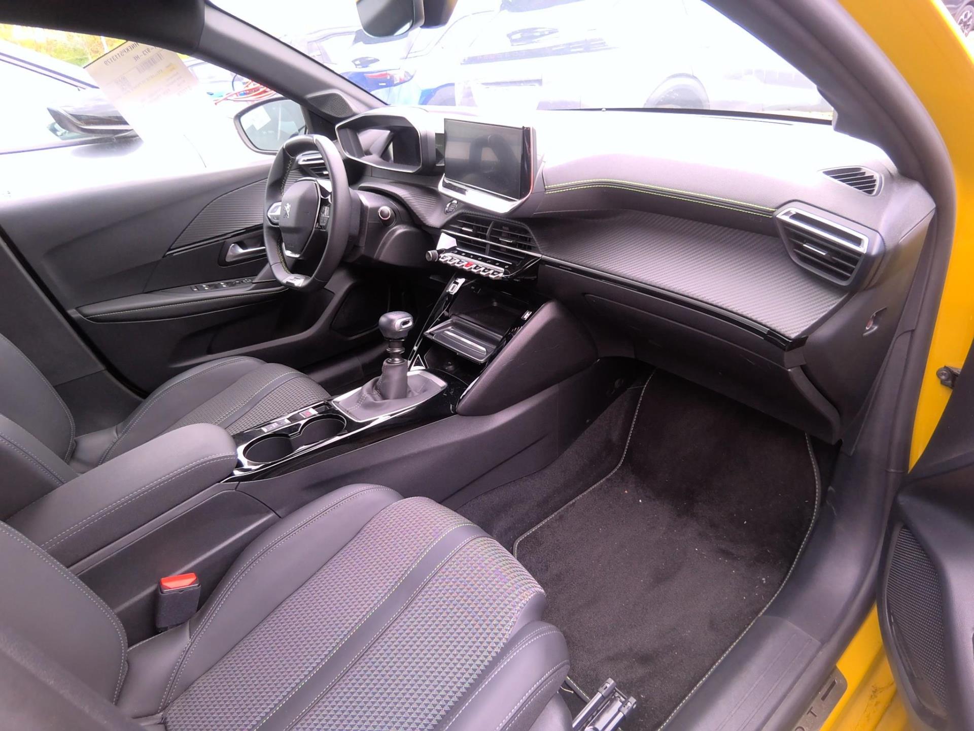 Peugeot 208 PureTech 100 S&S BVM6 GT 2023