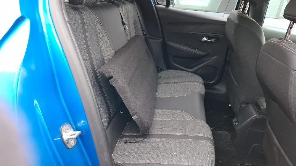 Foto Peugeot 208 12