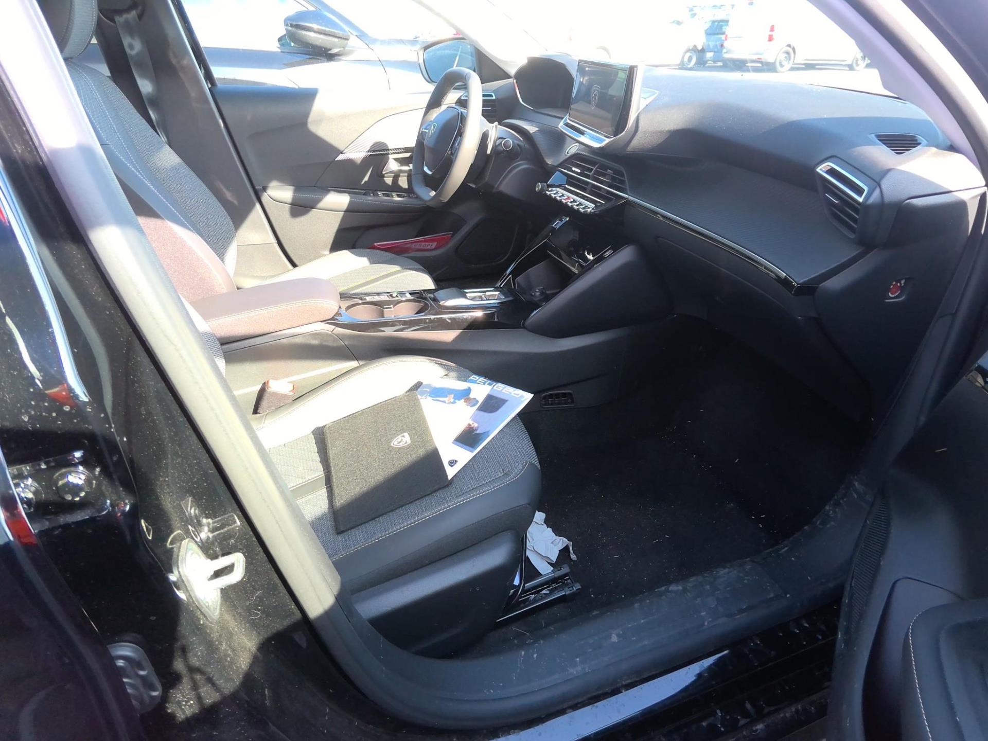 Peugeot 208 Hybrid 100 e-DCS6 Allure 2024