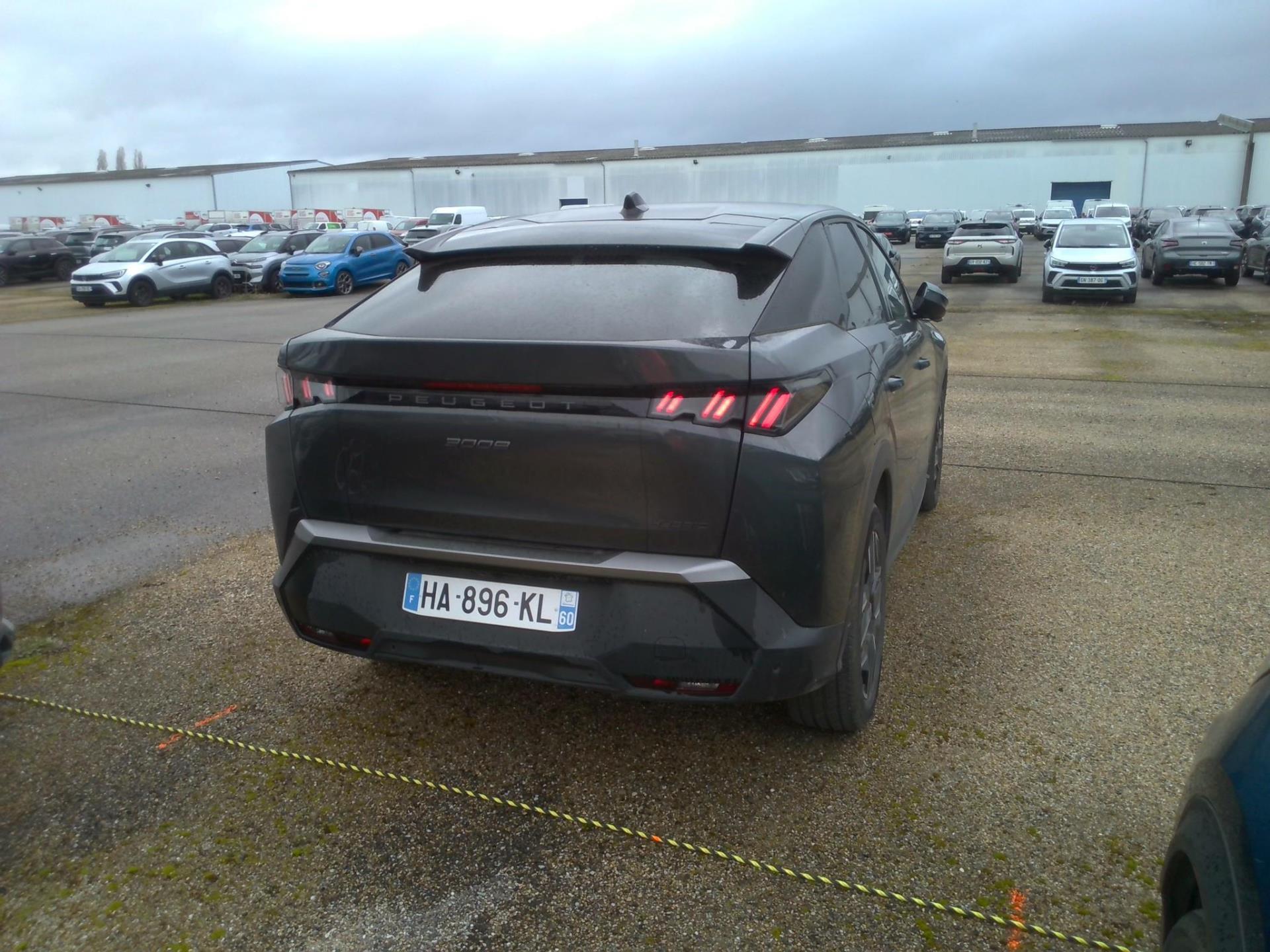 Peugeot 3008 Hybrid 136 e-DCS6 Allure 2024