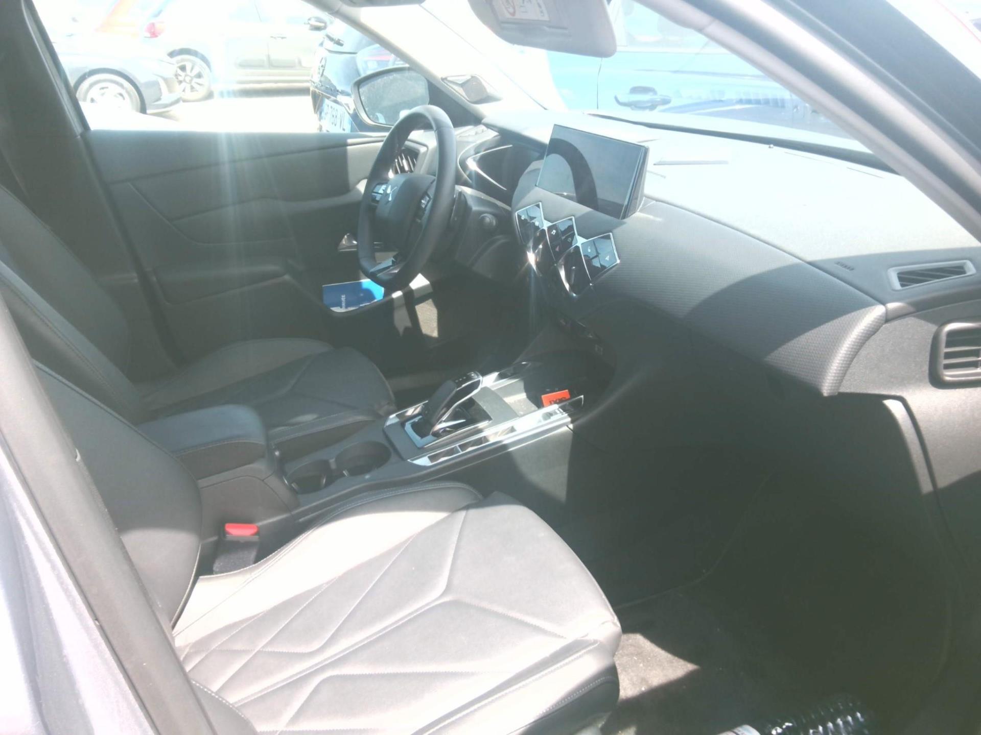 DS DS3 Crossback PureTech 130 EAT8 Rivoli 2023