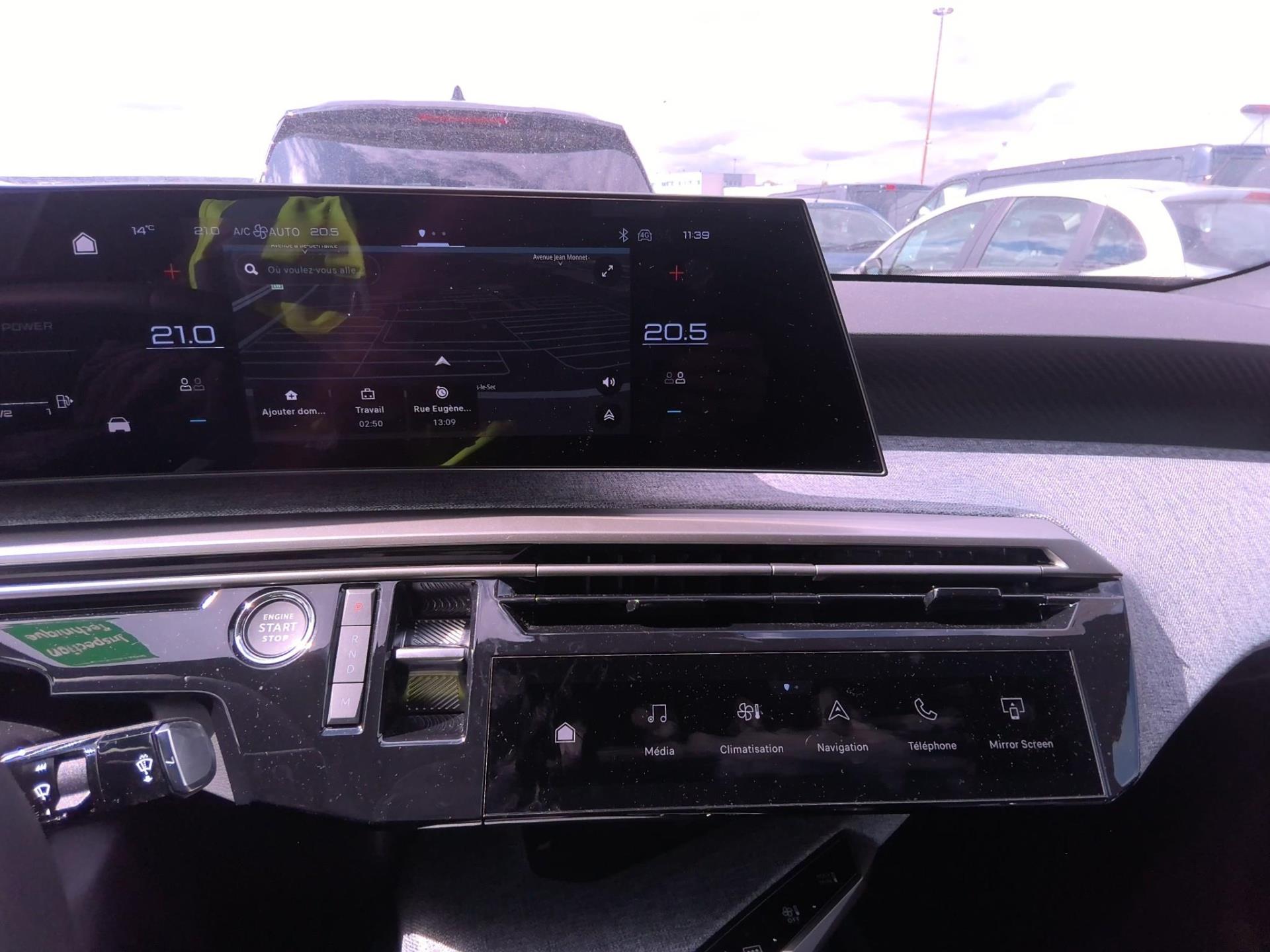 Peugeot 3008 Hybrid 136 e-DCS6 Allure 2025
