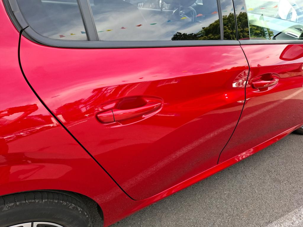 Peugeot 208 PureTech 100 S&S BVM6 Allure 2022