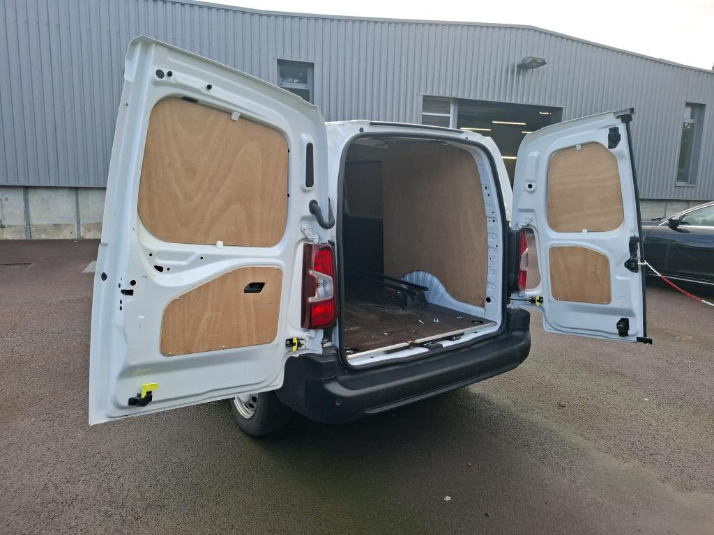 Peugeot PARTNER FOURGON LONG 950 KG BLUEHDI 130 S&S BVM6 ASPHALT 2021