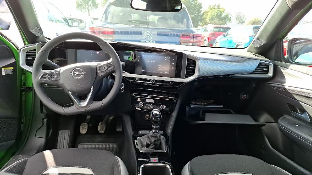 Foto Opel Astra 14