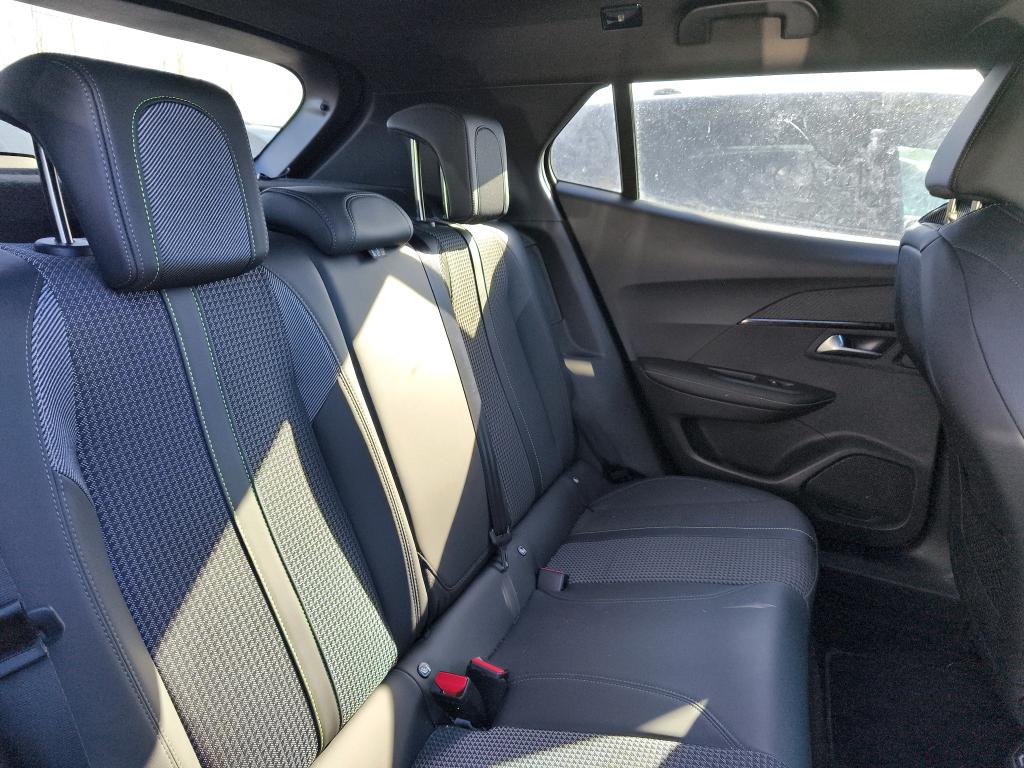 Peugeot 2008 Electrique 136 ch GT 2023