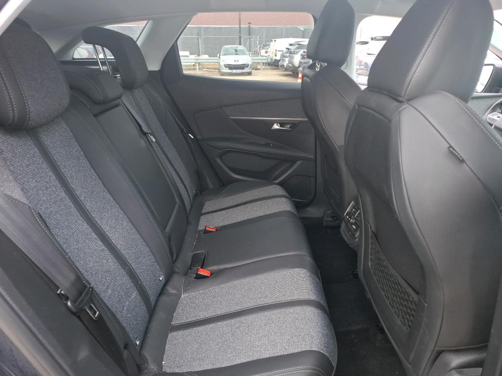 Peugeot 3008 BlueHDi 130ch S&S EAT8 Allure Business 2019