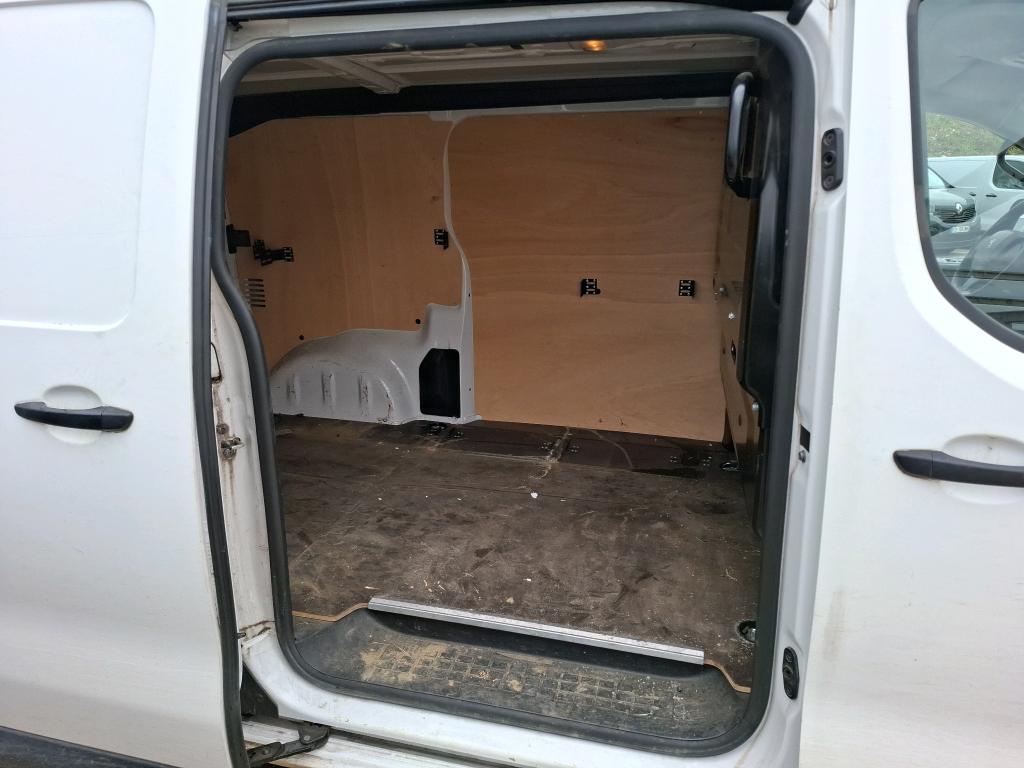 Peugeot EXPERT FGN TOLE STANDARD 2.0  BLUEHDI 120 S&S BVM6 PREMIUM 2019