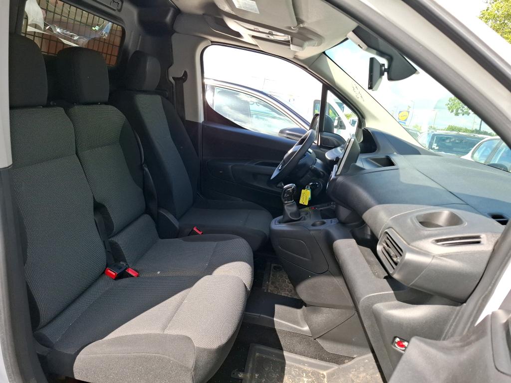 Peugeot PARTNER FOURGON STANDARD 1000 KG BLUEHDI 100 S&S BVM5 ASPHALT 2021