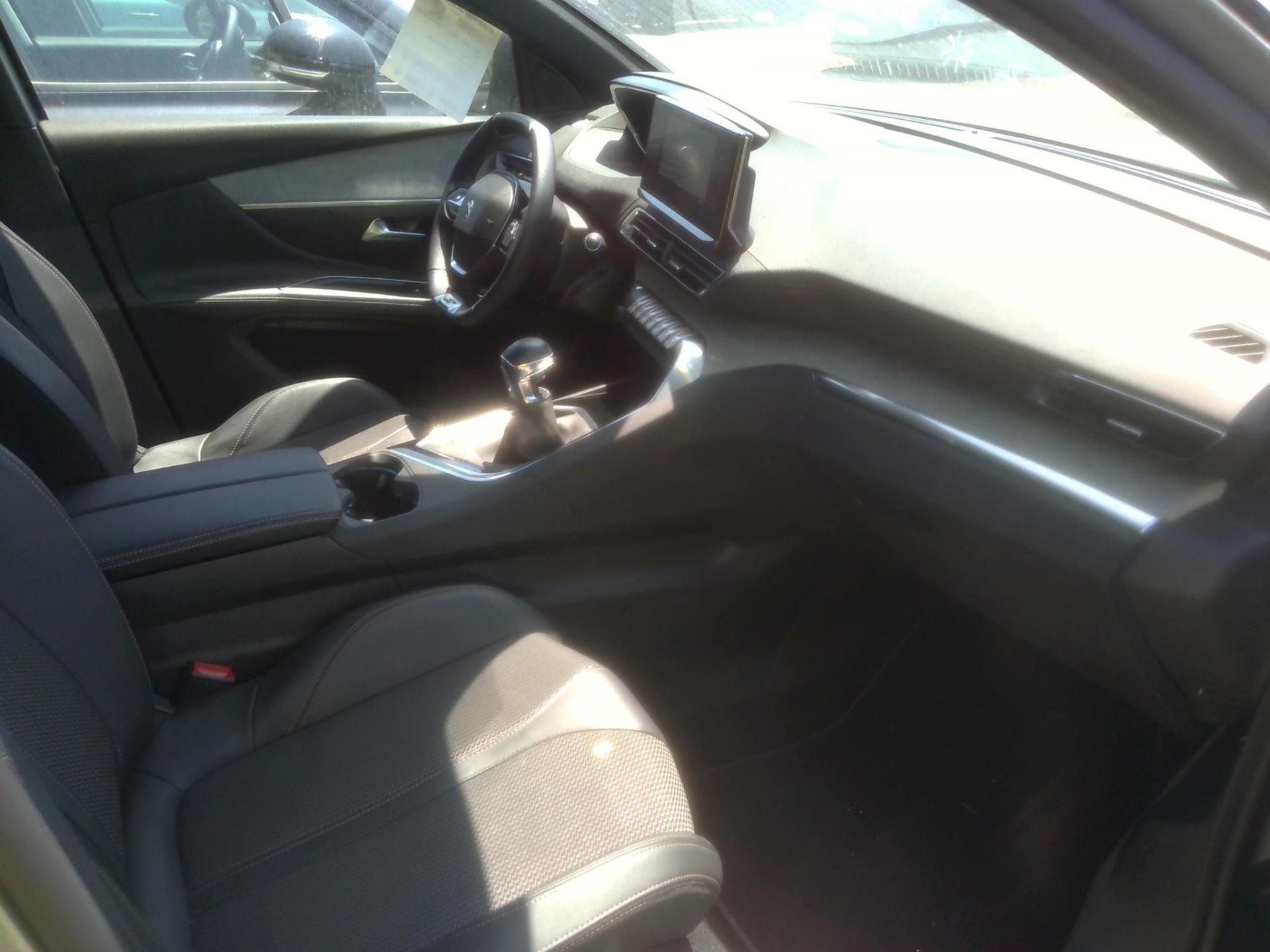 Peugeot 5008 PureTech 130ch S&S BVM6 GT 2023