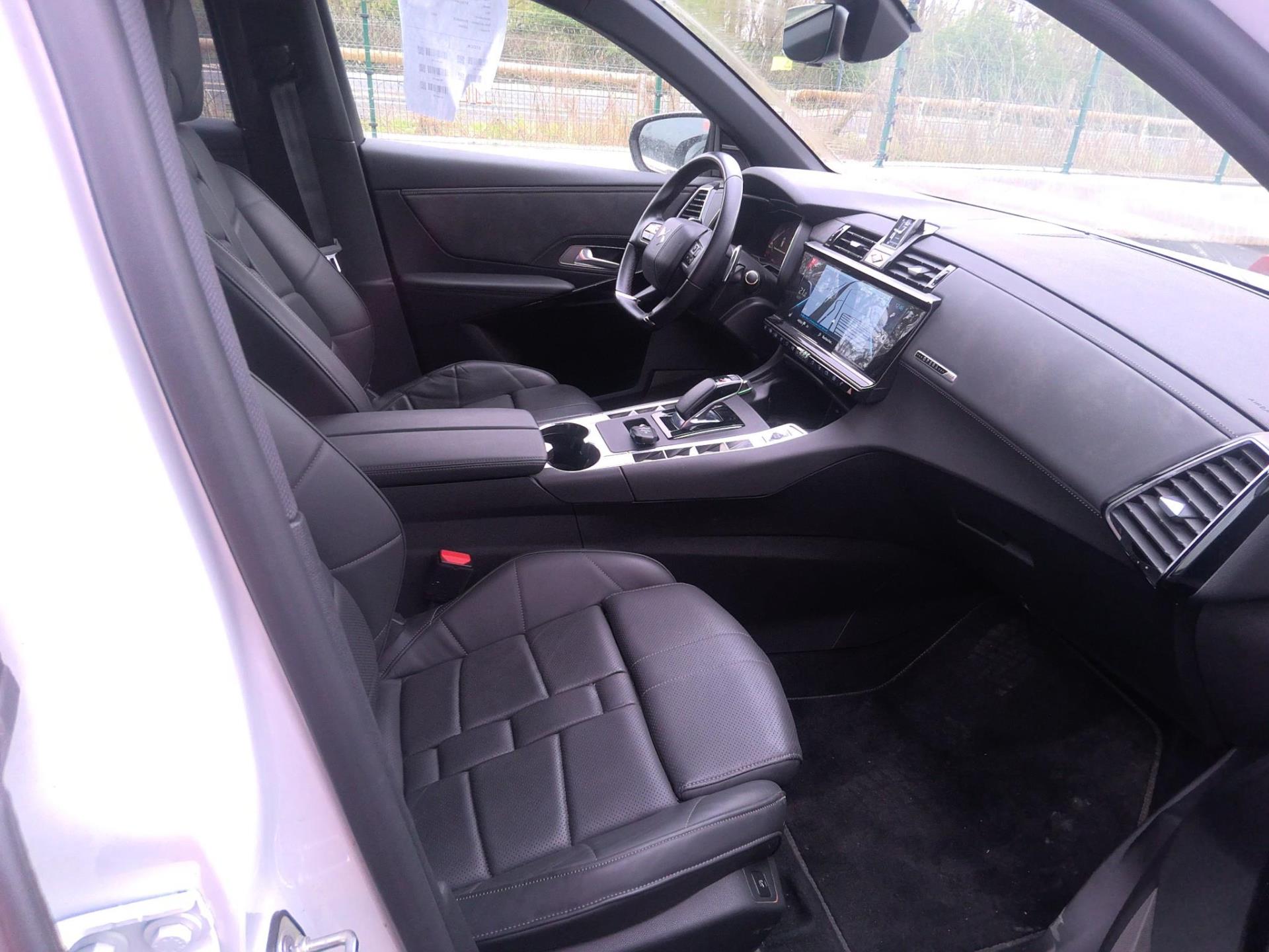 DS DS7 Crossback Hybride E-Tense 300 EAT8 4x4 Rivoli 2022