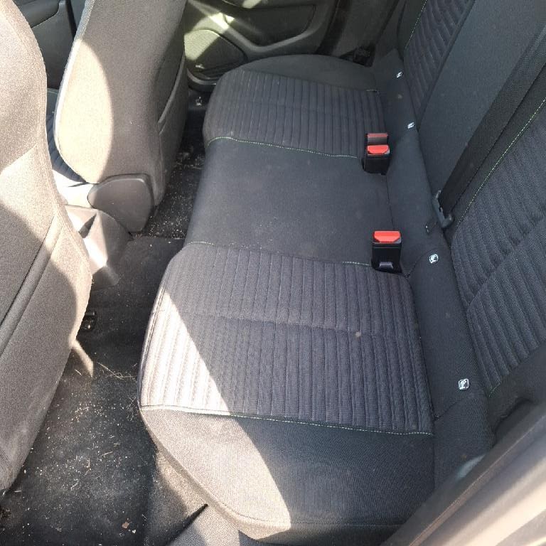 Foto Peugeot 208 10