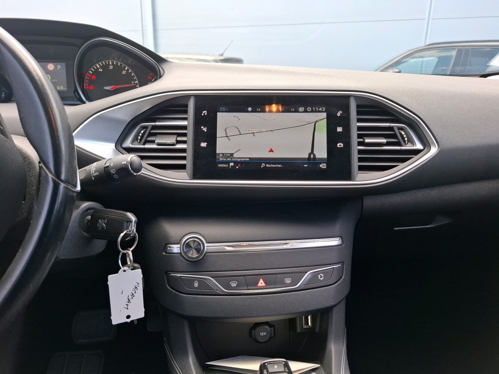 Peugeot 308 BlueHDi 130ch S&S EAT8 Active Business 2021