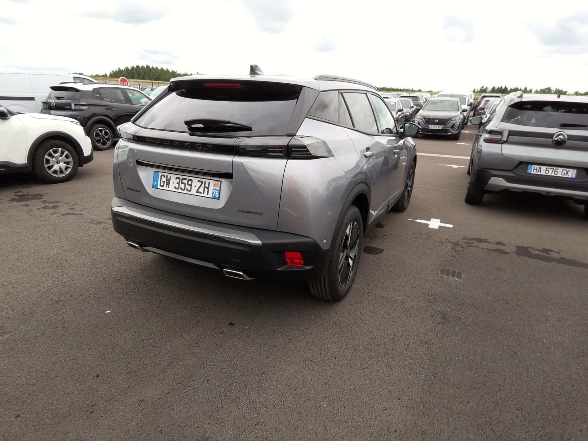Peugeot 2008 Hybrid 136 e-DCS6 Allure 2024