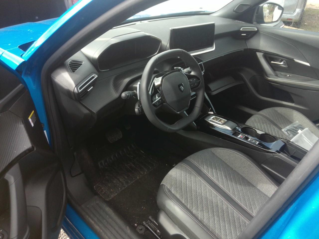 Foto Peugeot 2008 3