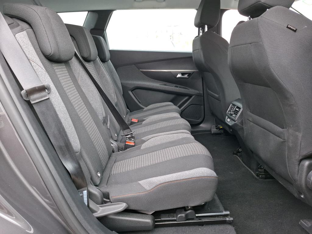 Peugeot 5008 BlueHDi 130ch S&S EAT8 Active Pack 2021