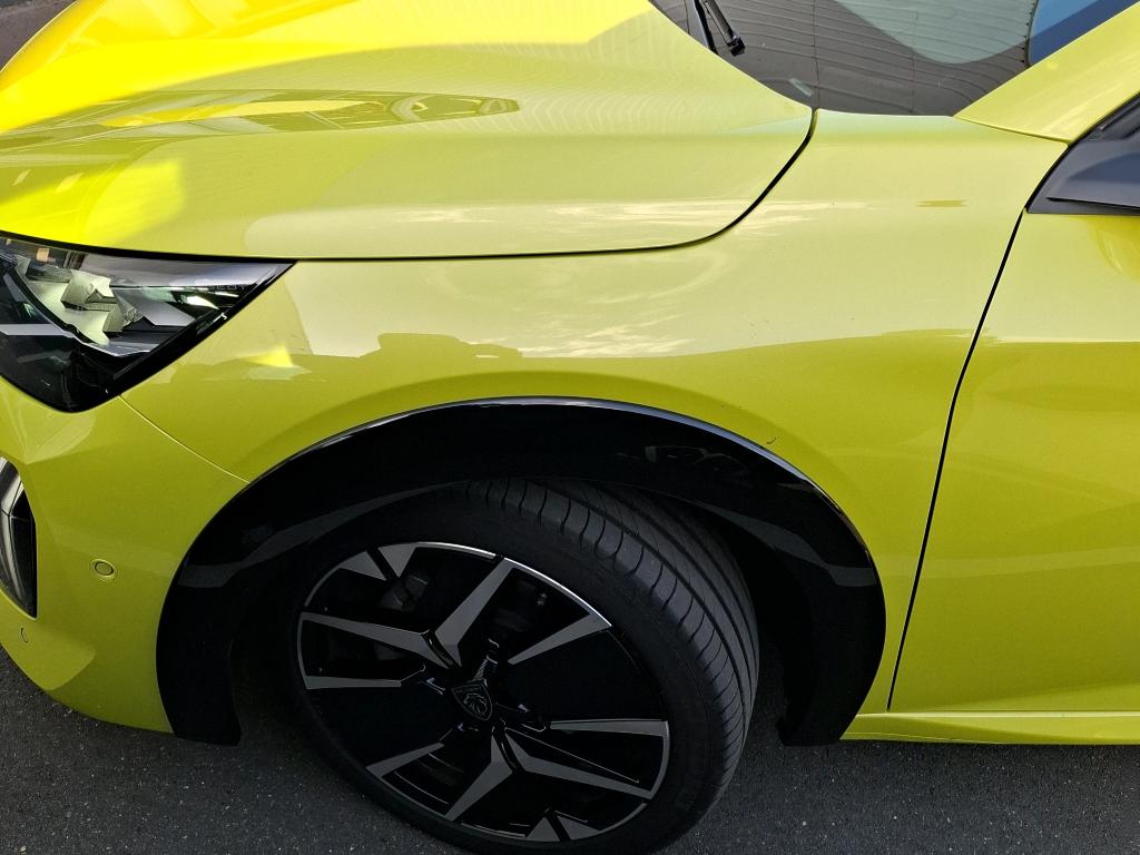 Peugeot 208 Hybrid 145 ch e-DCS6 GT Exclusive 2025