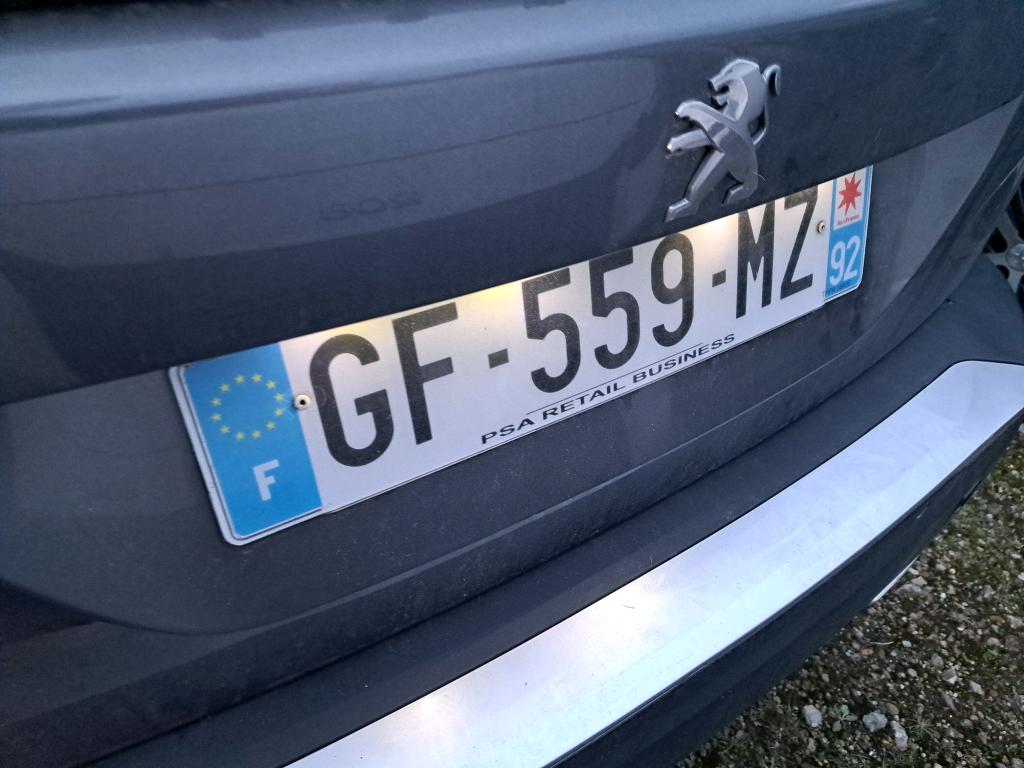 Peugeot 2008 PureTech 130 S&S BVM6 Active Pack 2022