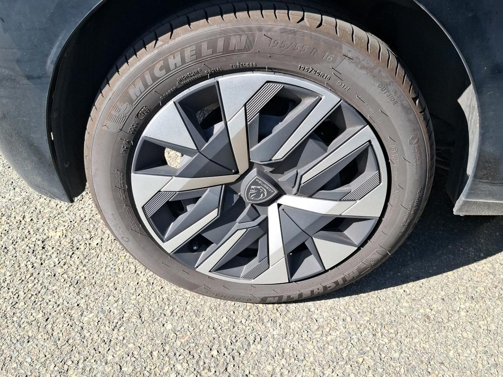 Peugeot 208 Hybrid 110 ch e-DCS6 Style 2025