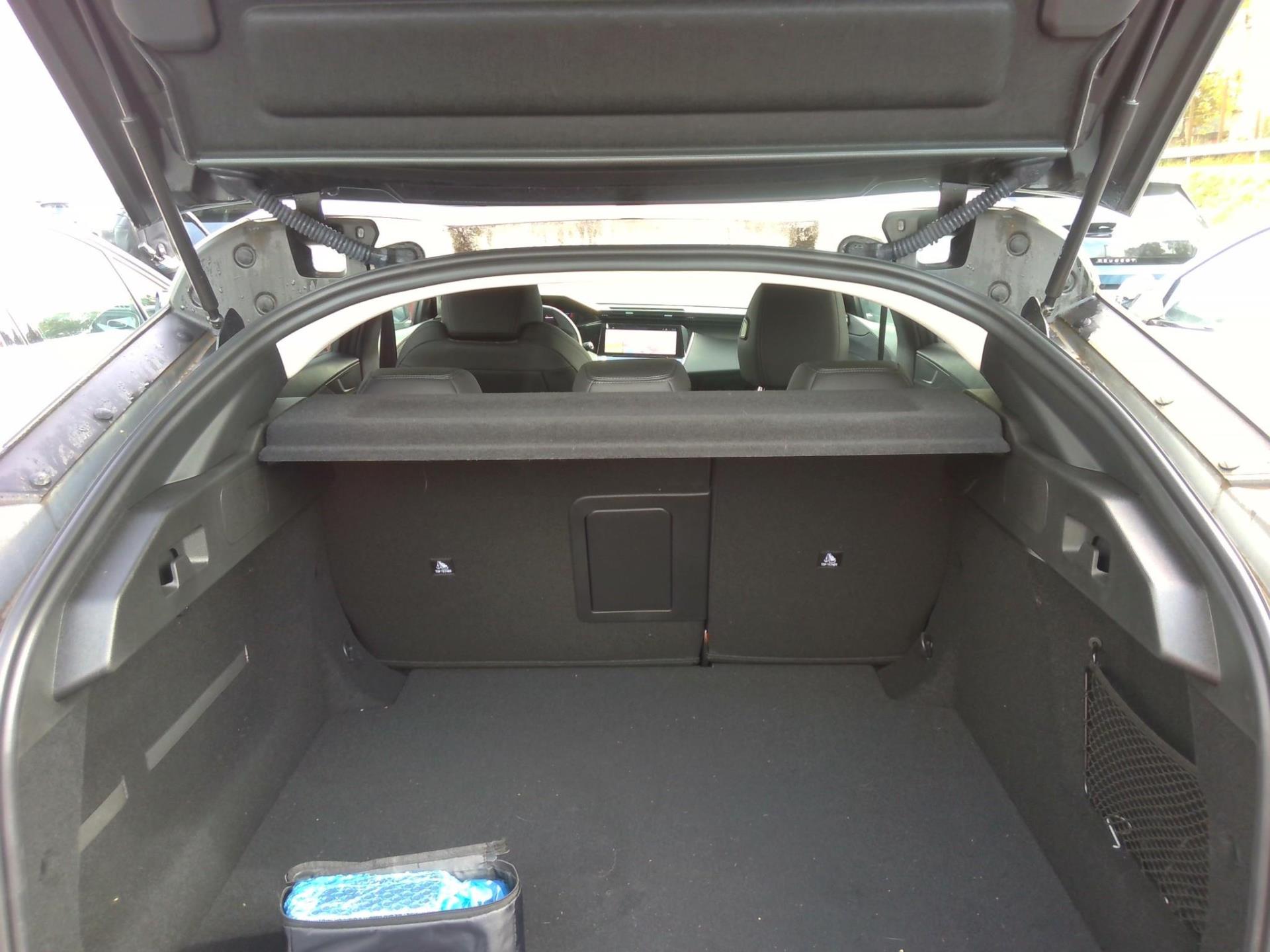 Peugeot 408 Hybrid 136 e-DCS6 Allure 2024