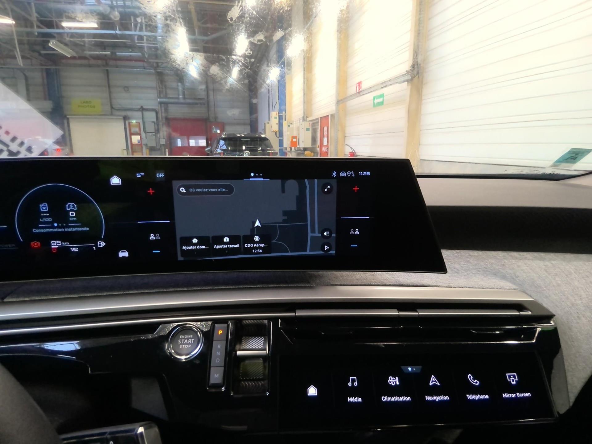 Peugeot 5008 Hybrid 136 e-DCS6 Allure 2025