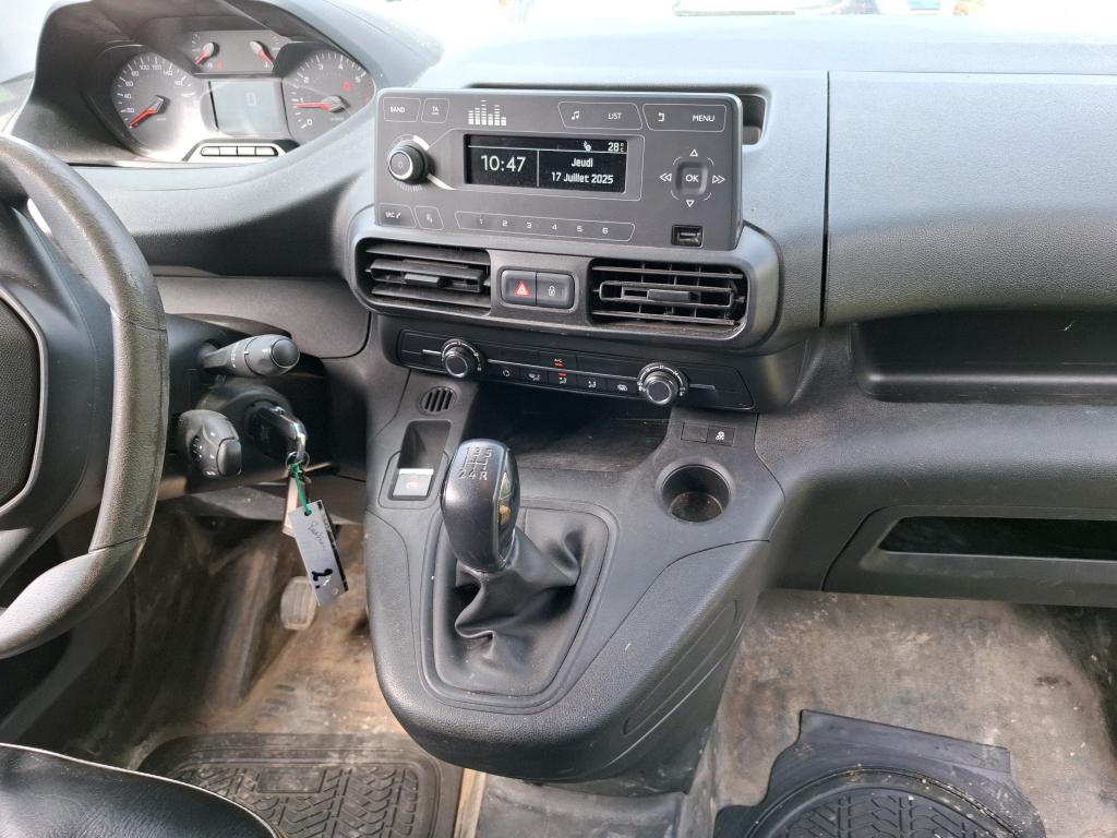 Peugeot PARTNER FOURGON STANDARD 650 KG BLUEHDI 100 S&S BVM5 PREMIUM 2019