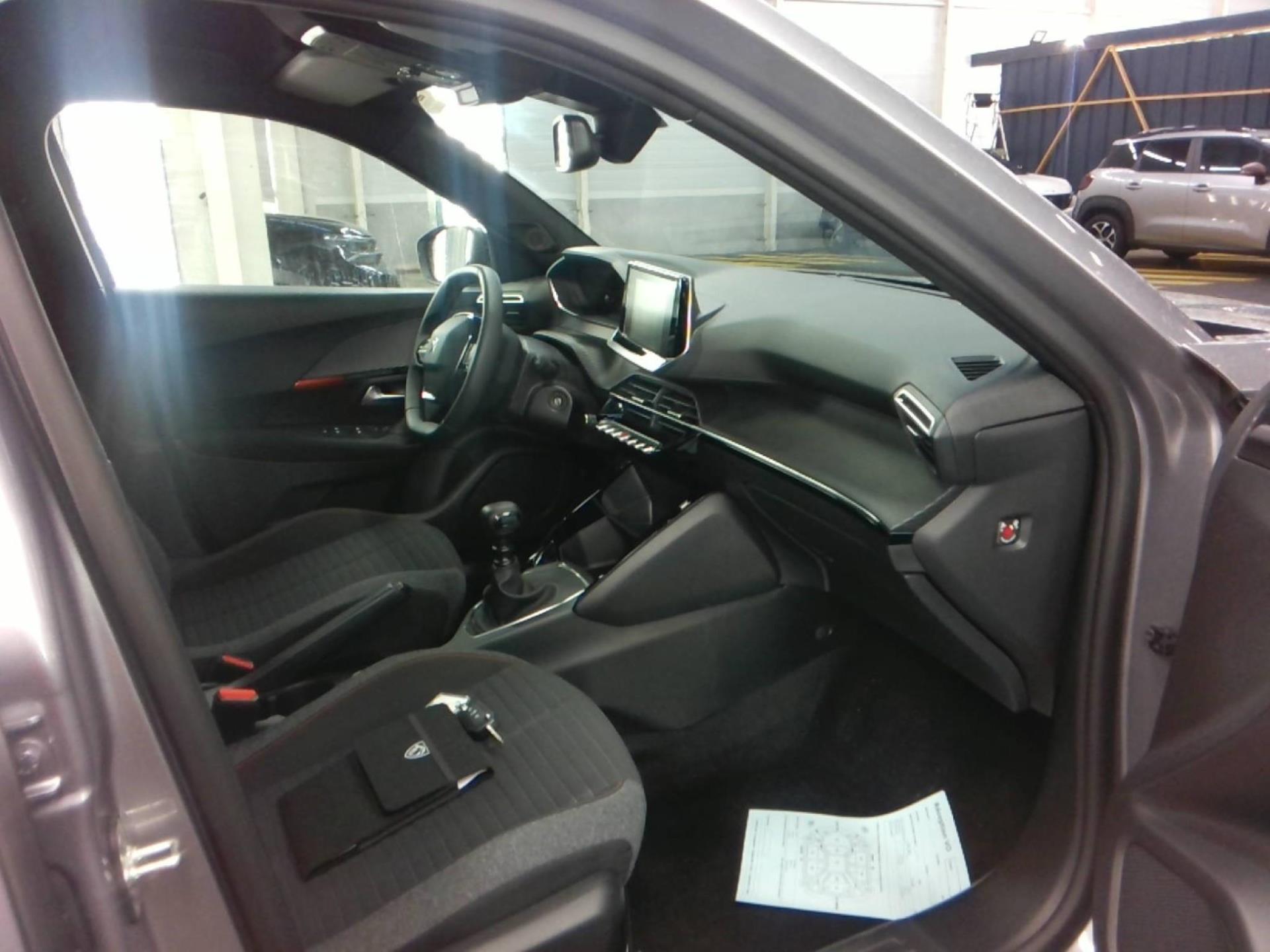 Peugeot 2008 PureTech 130 S&S BVM6 Active Pack 2022