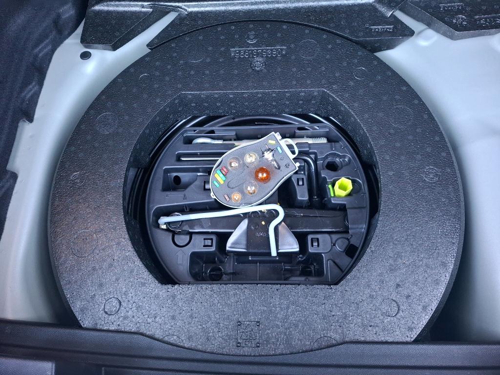 DS DS3 Crossback PureTech 130 EAT8 Rivoli 2023