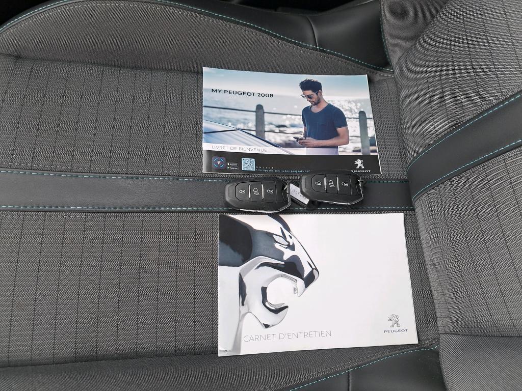 Peugeot 2008 PureTech 130 S&S EAT8 Allure Business 2021