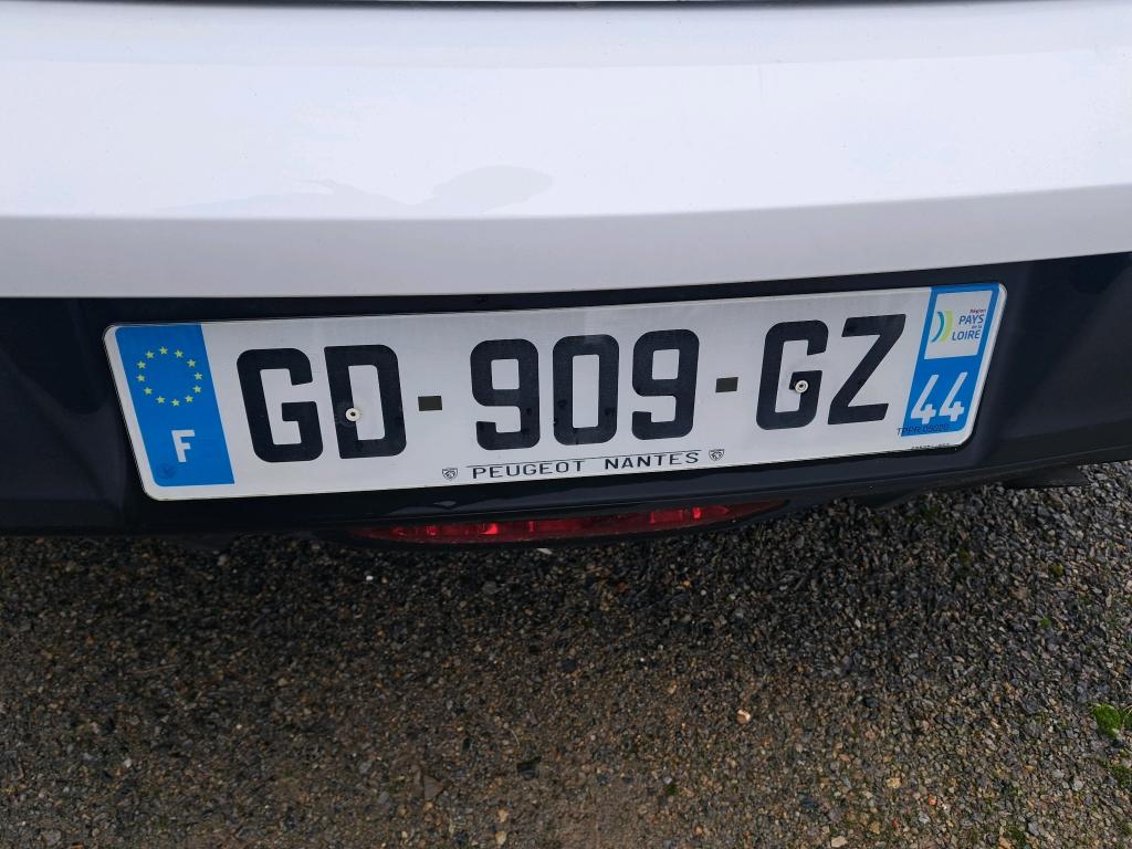 Peugeot 208 PURETECH 75 S&S BVM5 PREMIUM PACK 2021