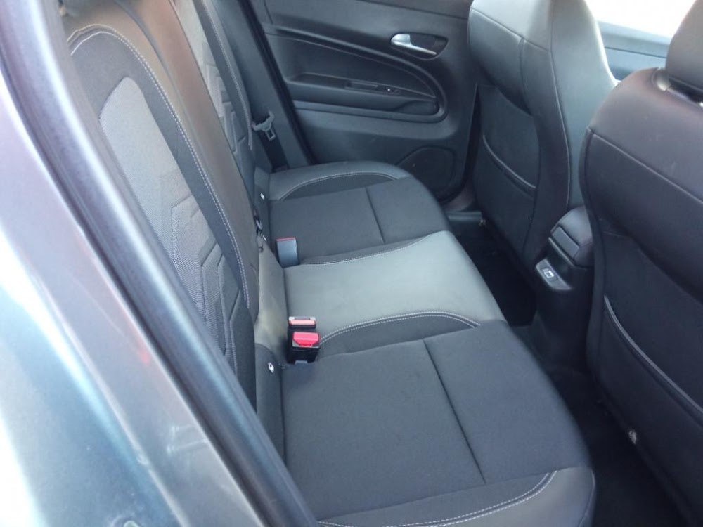 Foto Jeep AVENGER 12