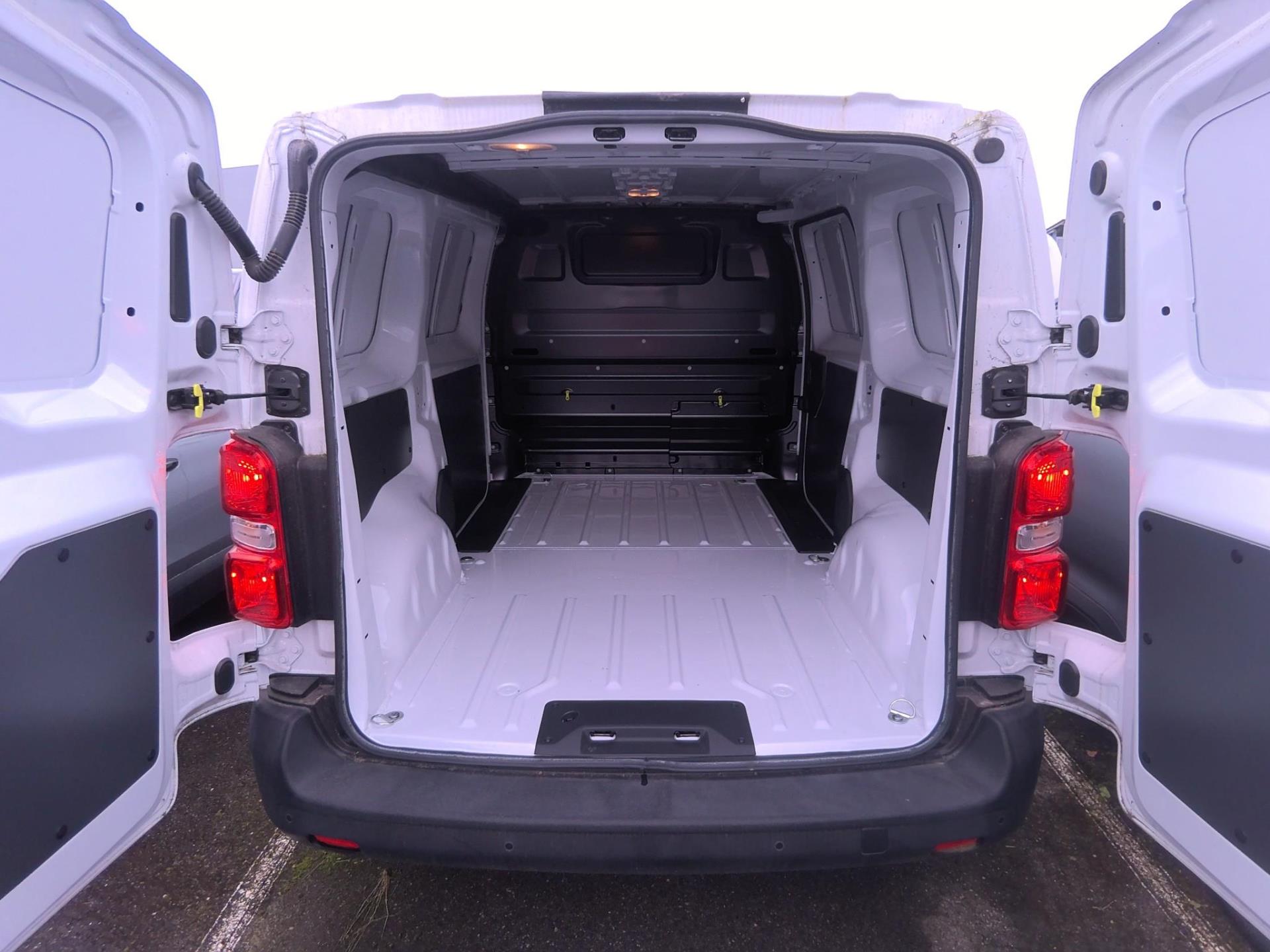 Peugeot EXPERT FGN TOLE M BLUEHDI 120 S&S BVM6  2023