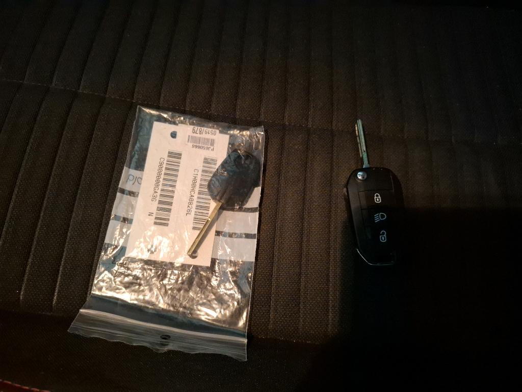 Peugeot 2008 PureTech 130 S&S EAT8 Active Pack 2023
