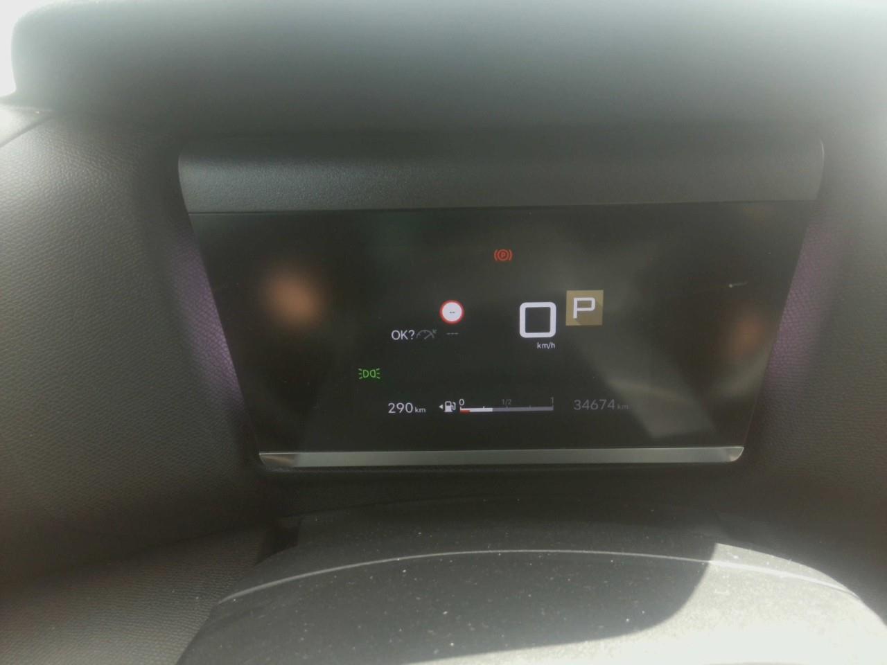 Foto Citroën C4 X 12