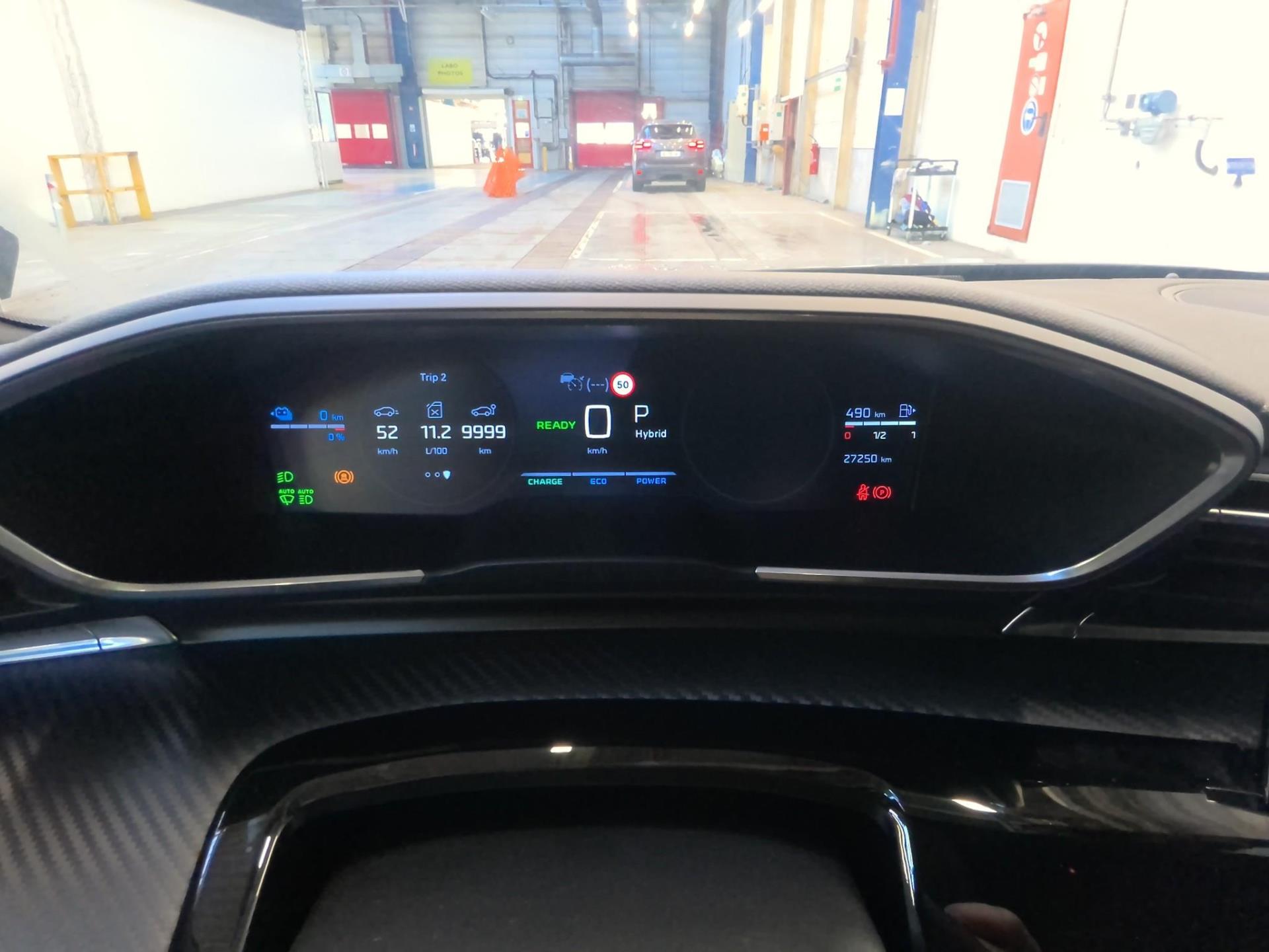 Peugeot 508 SW Hybrid 180 e-EAT8 Allure 2025