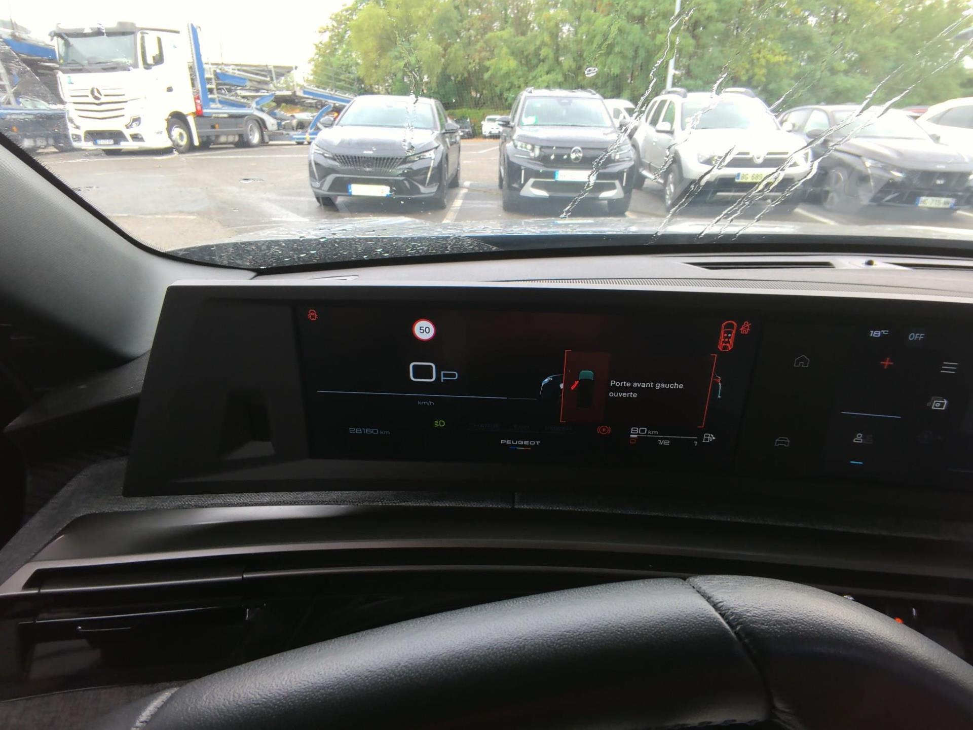 Peugeot 5008 Hybrid 145 ch e-DCS6 Allure 2025