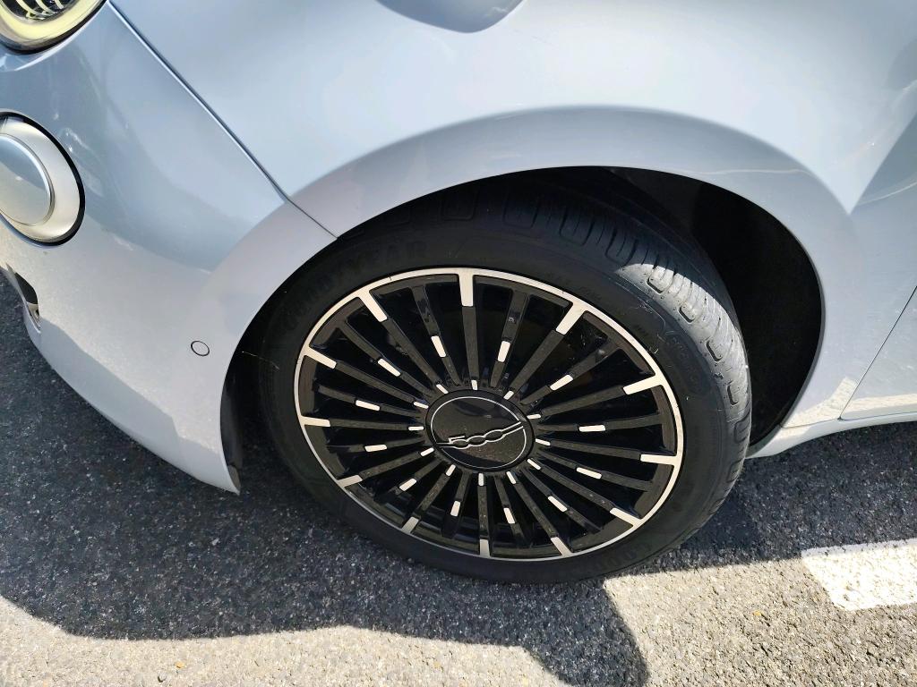 FIAT 500C e 118 ch La Prima 2023