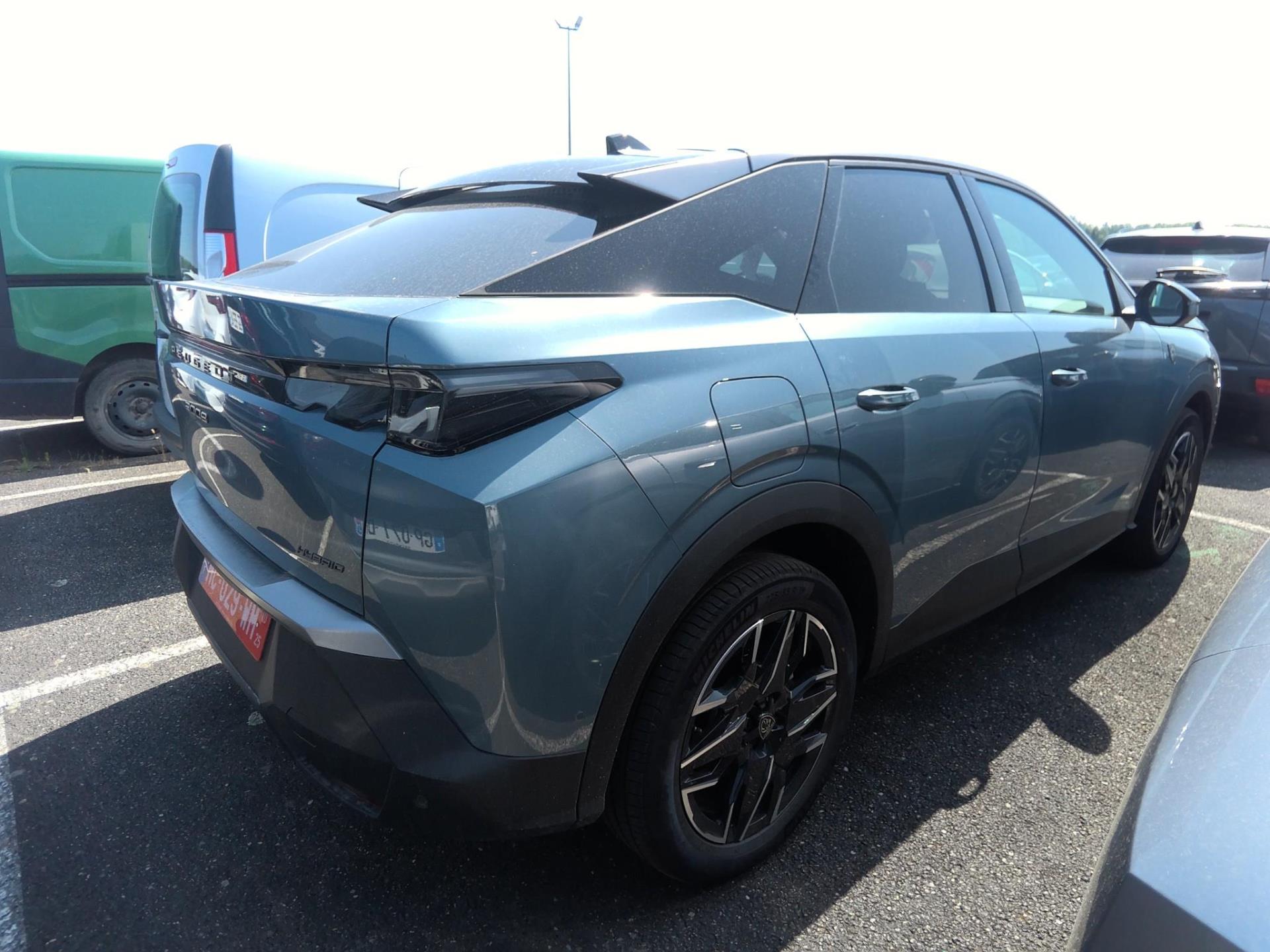Peugeot 3008 Hybrid 145 e-DCS6 GT 2025