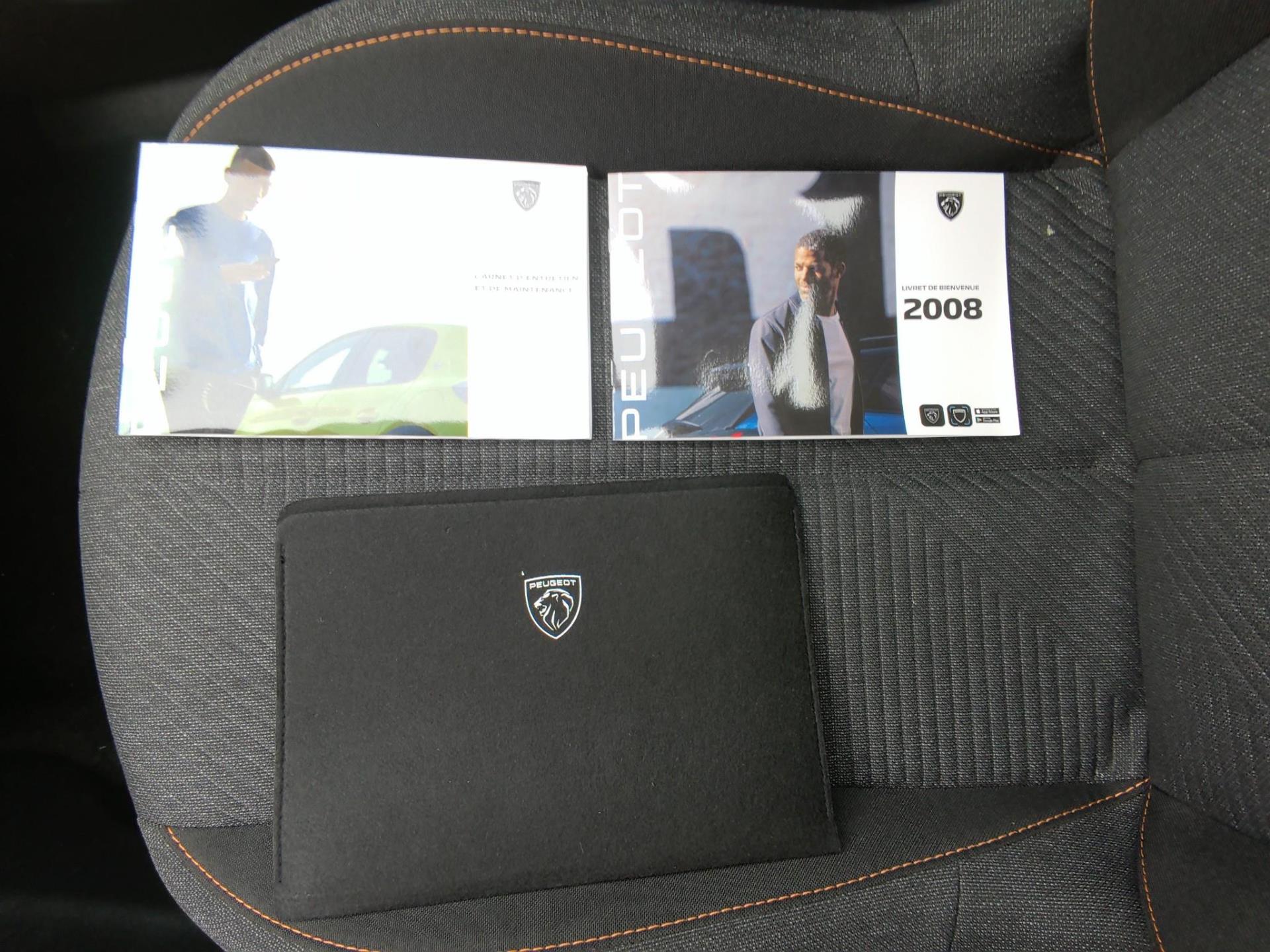 Peugeot 2008 100 S&S BVM6 Style 2025