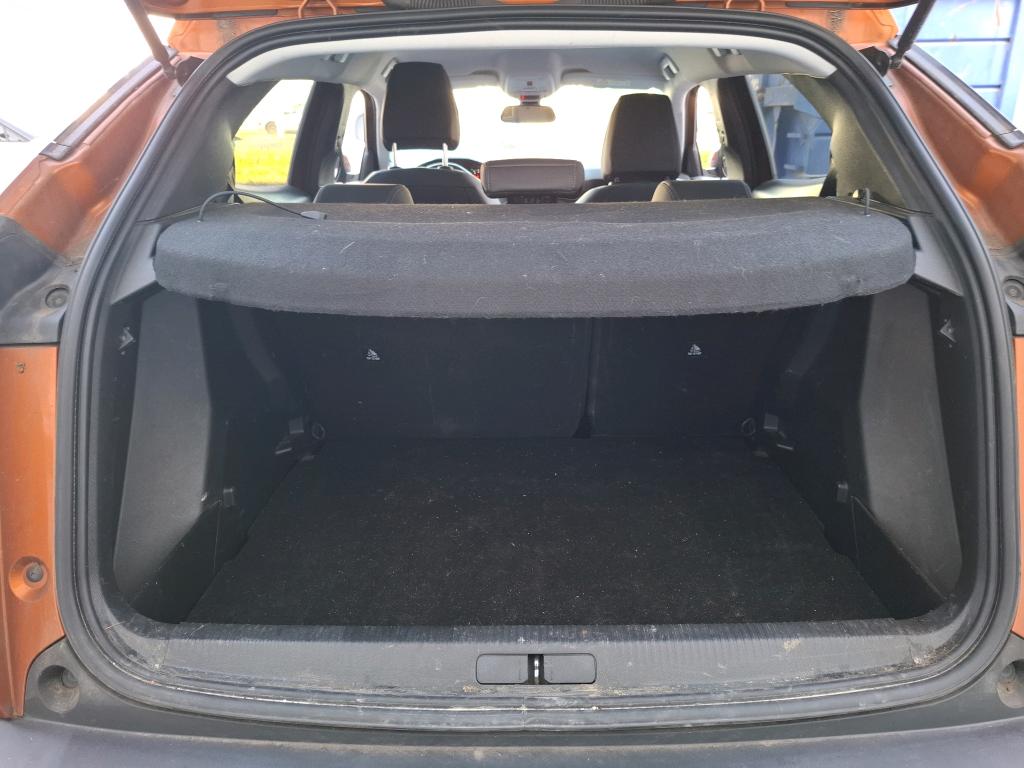 Peugeot 2008 BlueHDi 130 S&S EAT8 Allure 2021