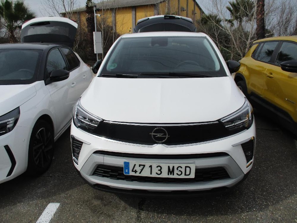 Opel CrossLand Crossland Elegance Pack 1.2 GAS MT6 S/S 110cv (81Kw)