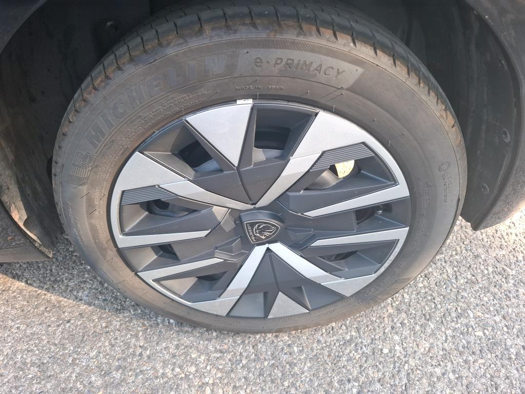 Peugeot 208 Hybrid 110 ch e-DCS6 Style 2025