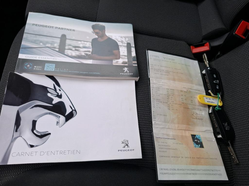 Peugeot PARTNER FOURGON STANDARD 650 KG BLUEHDI 130 S&S EAT8 ASPHALT 2022