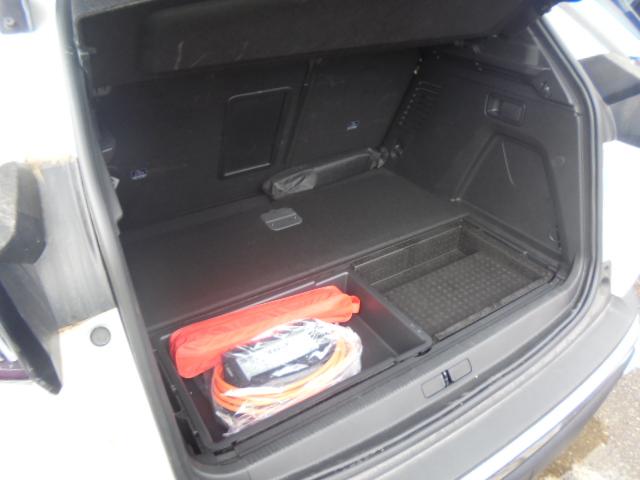 Foto Peugeot 3008 Hybrid 10
