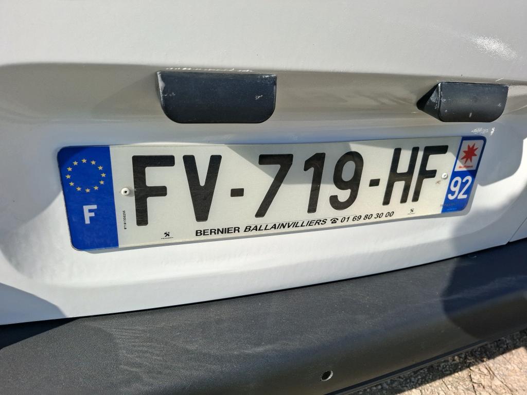 Peugeot PARTNER FOURGON STANDARD 650 KG BLUEHDI 100 S&S BVM5 ASPHALT 2020