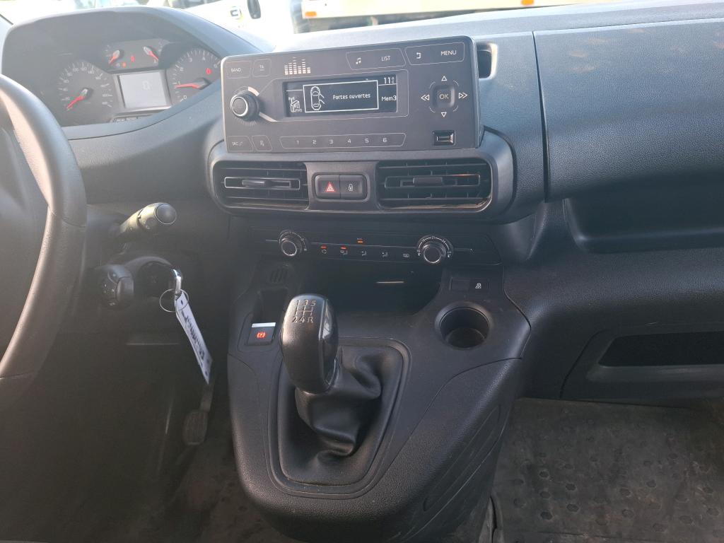 Peugeot PARTNER FOURGON STANDARD 650 KG BLUEHDI 100 S&S BVM5 PREMIUM 2020